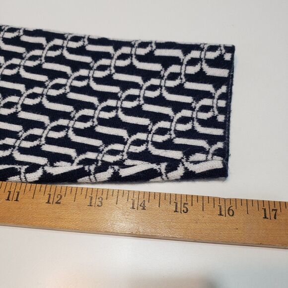 Liz Claiborne Women's Soft and Warm Turtle Neck Sweater, Navy and White, Large - Picture 4 of 8